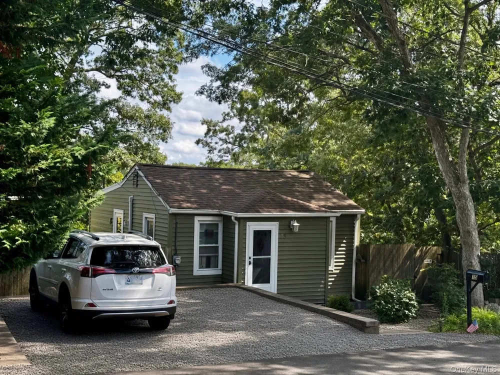15 Laurelton Road Sound Beach, NY 11789