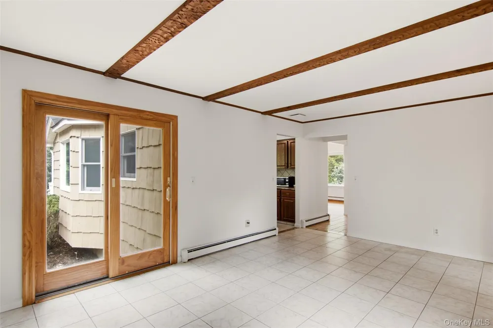 18 White Deer Court Huntington, NY 11743