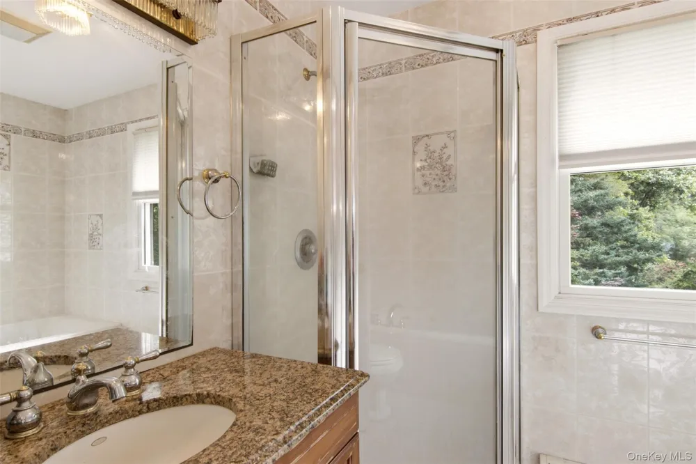 18 White Deer Court Huntington, NY 11743