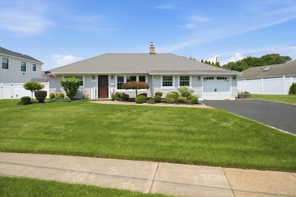 45 Polo Road Massapequa, NY 11758