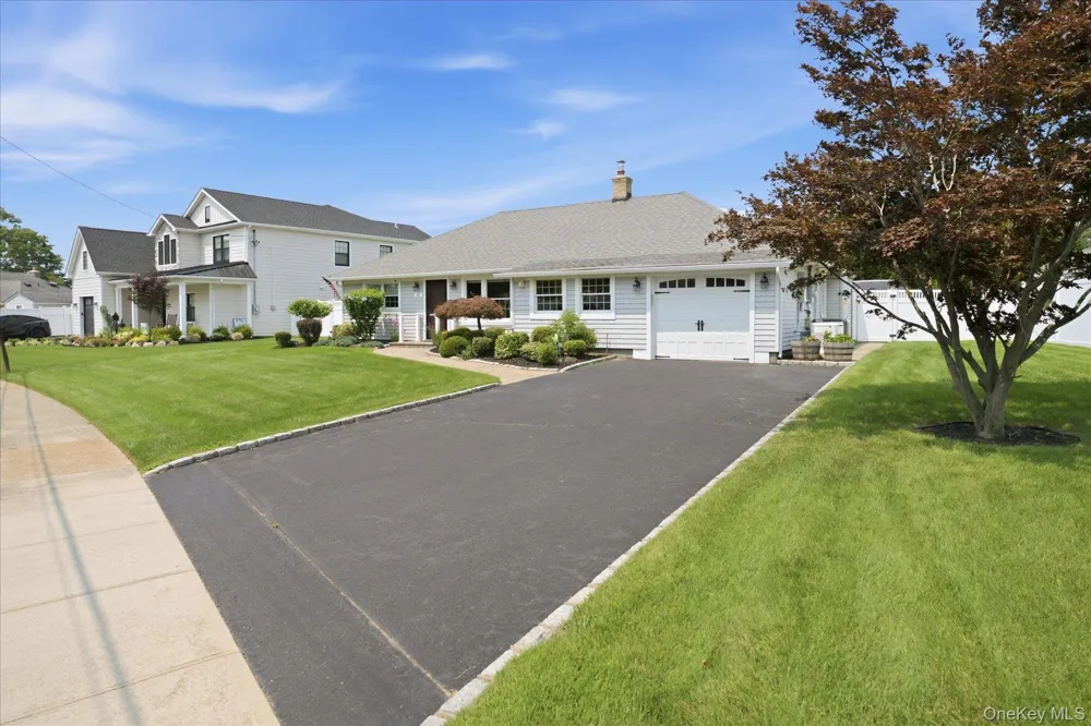 45 Polo Road Massapequa, NY 11758