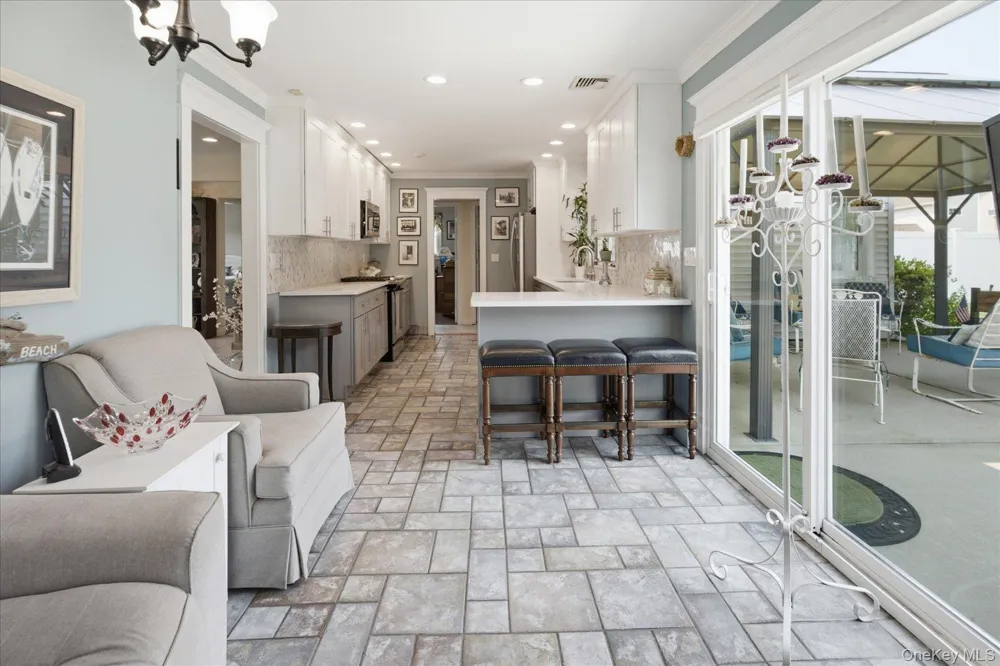45 Polo Road Massapequa, NY 11758