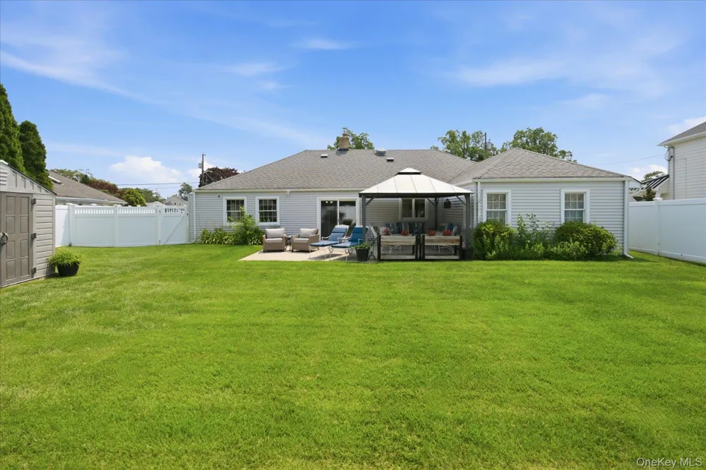 45 Polo Road Massapequa, NY 11758