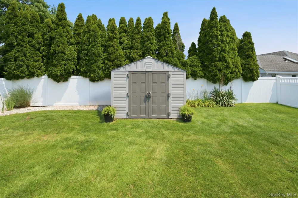 45 Polo Road Massapequa, NY 11758