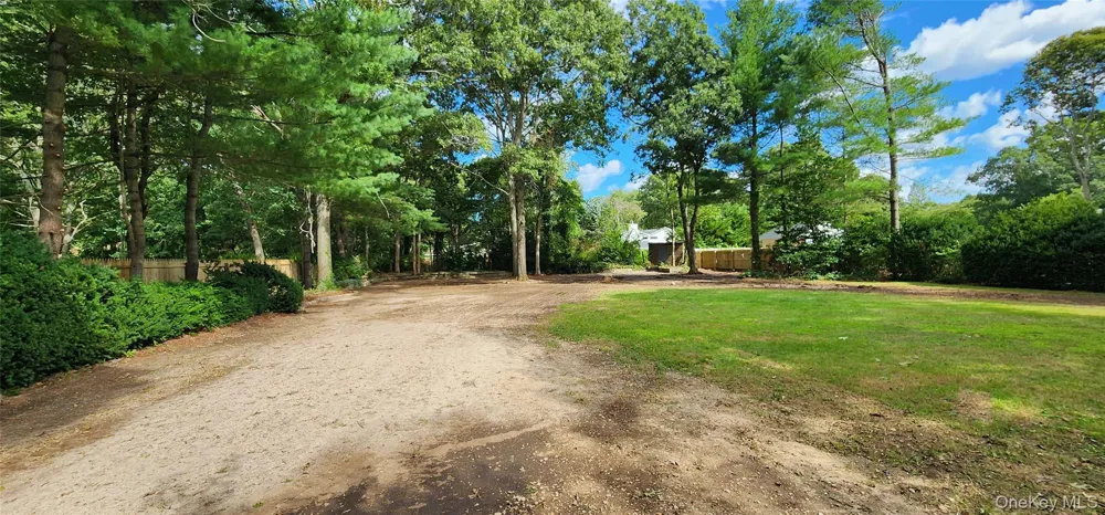 430 Boxwood Drive Shirley, NY 11967