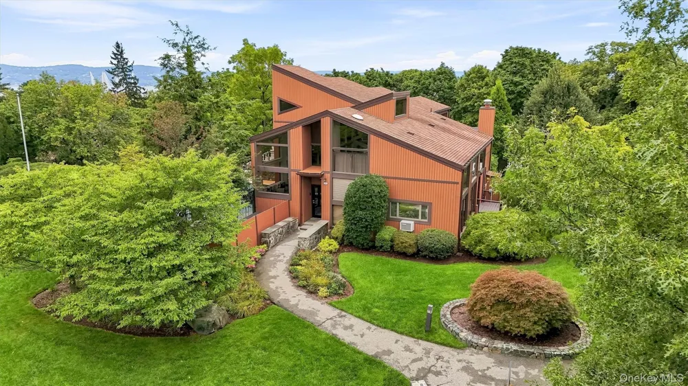 347 Martling Avenue Tarrytown, NY 10591
