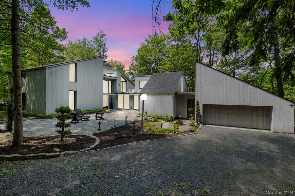19-21 Lincoln Terrace #19 Middletown, NY 10940