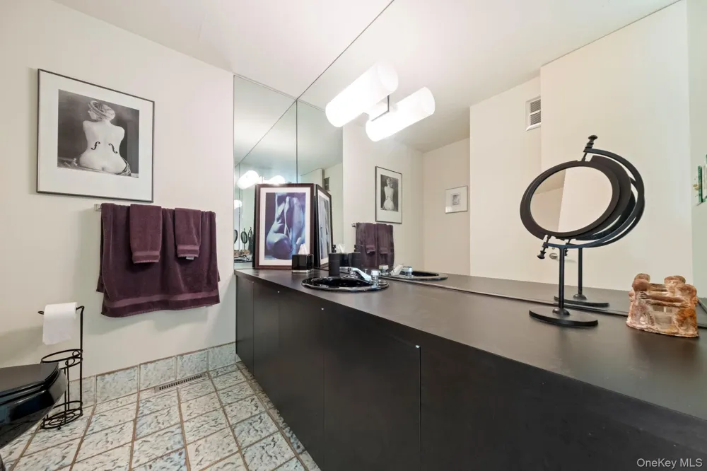 19-21 Lincoln Terrace #19 Middletown, NY 10940