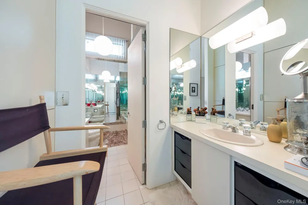 19-21 Lincoln Terrace #19 Middletown, NY 10940