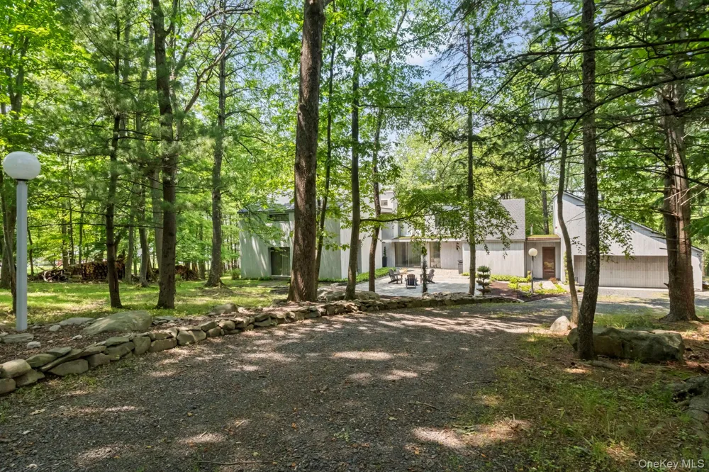 19-21 Lincoln Terrace #19 Middletown, NY 10940