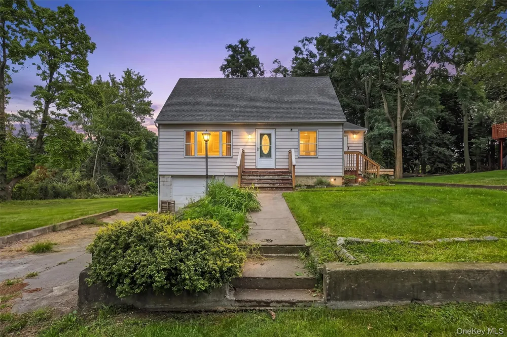 4 Garrett Place Poughkeepsie, NY 12603