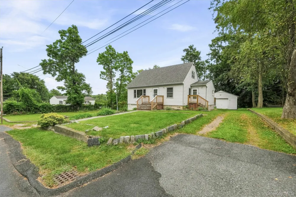 4 Garrett Place Poughkeepsie, NY 12603