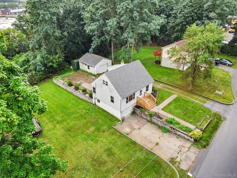 4 Garrett Place Poughkeepsie, NY 12603