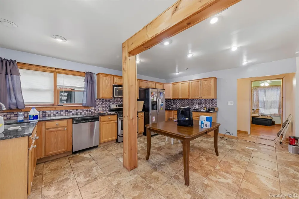 4 Garrett Place Poughkeepsie, NY 12603