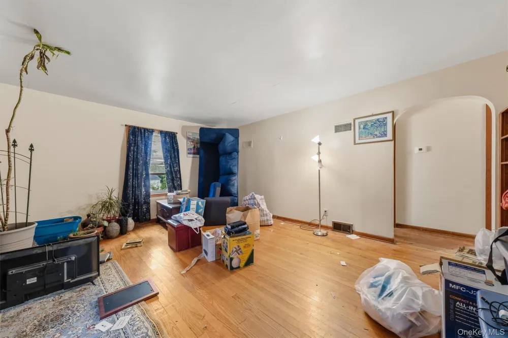 4 Garrett Place Poughkeepsie, NY 12603
