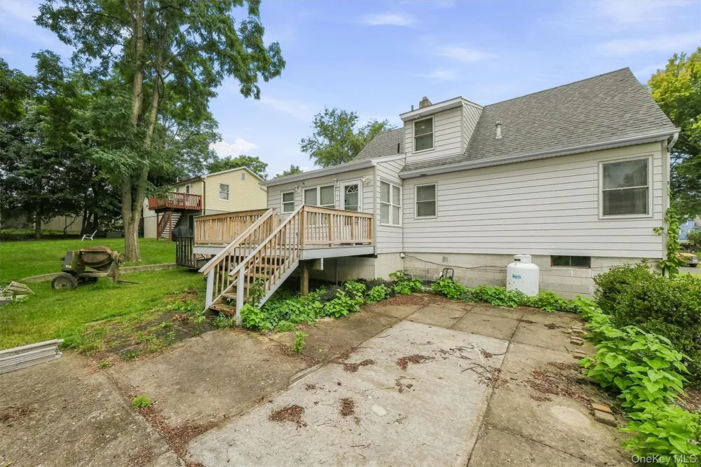4 Garrett Place Poughkeepsie, NY 12603