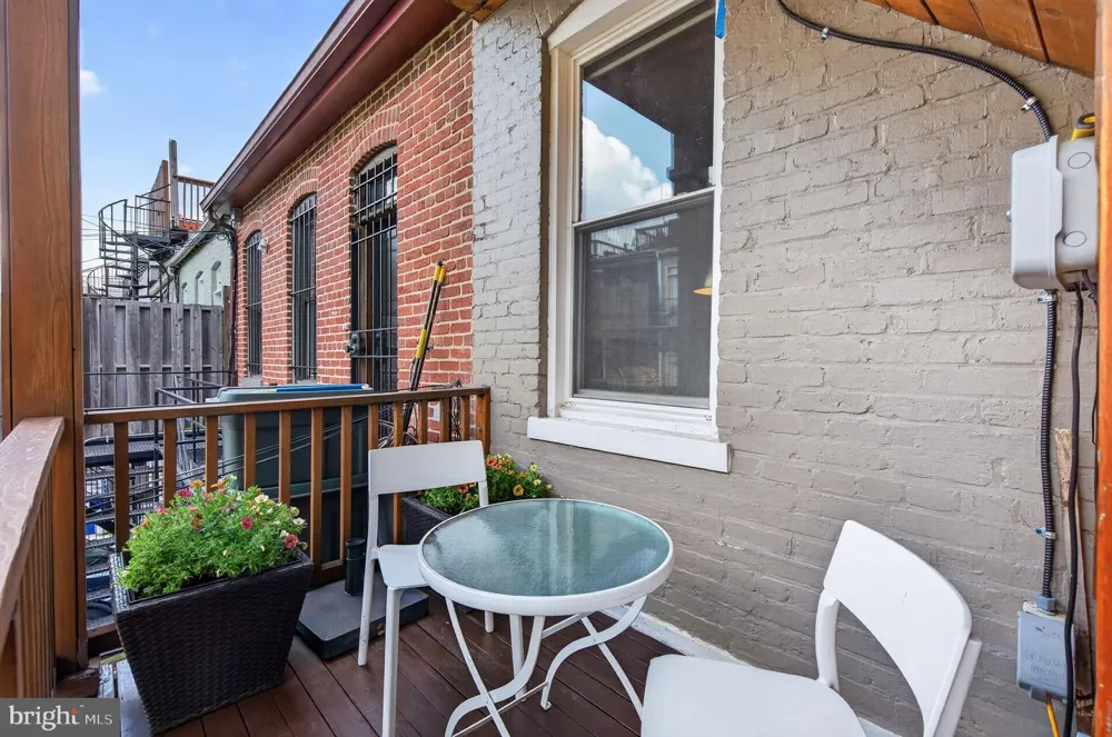 1761 WILLARD STREET NW Washington, DC 20009