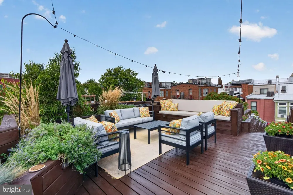 1761 WILLARD STREET NW Washington, DC 20009