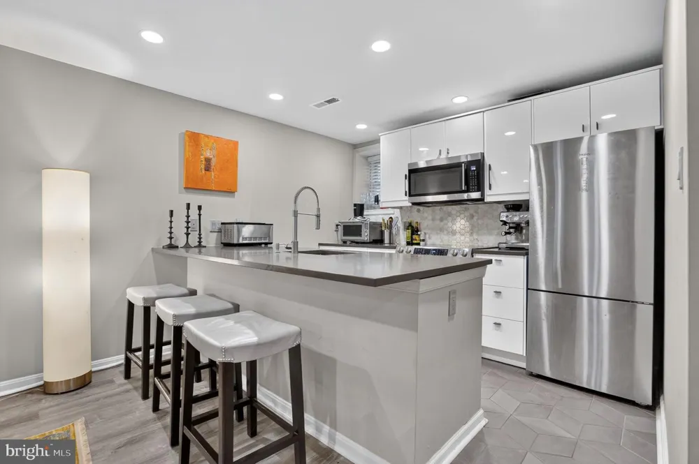 1761 WILLARD STREET NW Washington, DC 20009