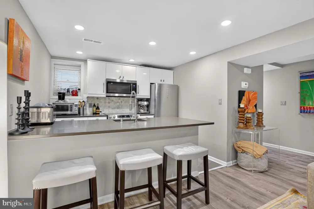 1761 WILLARD STREET NW Washington, DC 20009