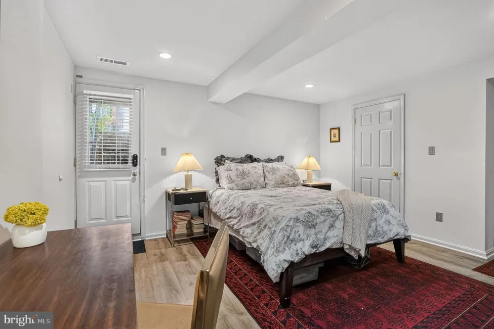1761 WILLARD STREET NW Washington, DC 20009