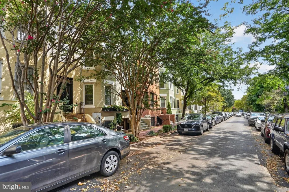 1761 WILLARD STREET NW Washington, DC 20009
