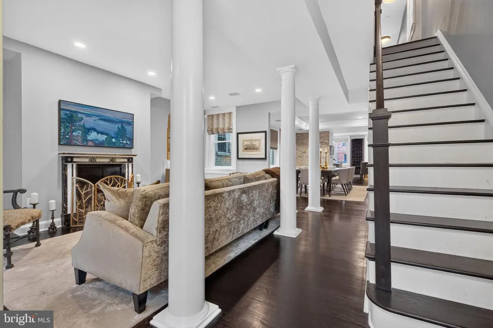 1761 WILLARD STREET NW Washington, DC 20009