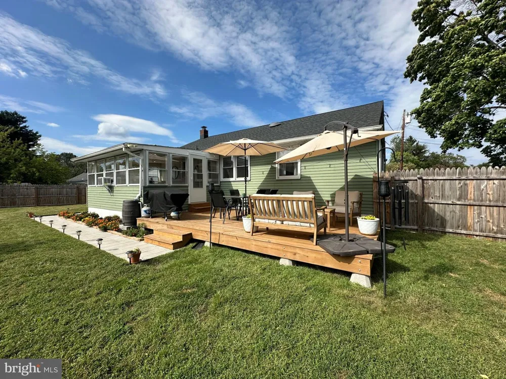306 VETERANS DRIVE Palmyra, NJ 08065