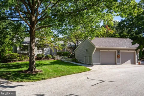 735 INVERNESS DRIVE