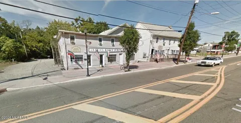 1117 E Main Street
