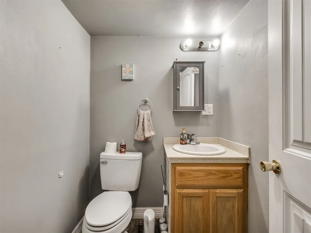 1907 Monta Avenue Muskogee, OK 74403