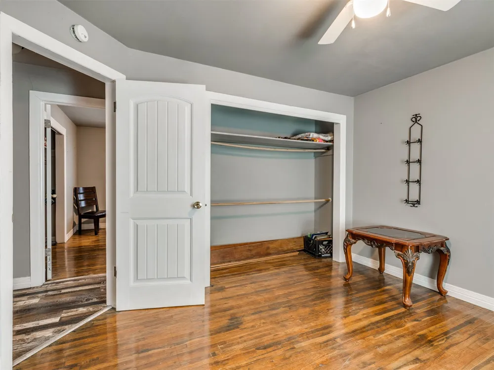 1907 Monta Avenue Muskogee, OK 74403
