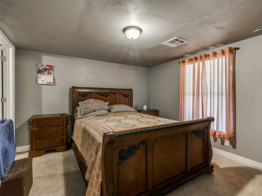 1907 Monta Avenue Muskogee, OK 74403