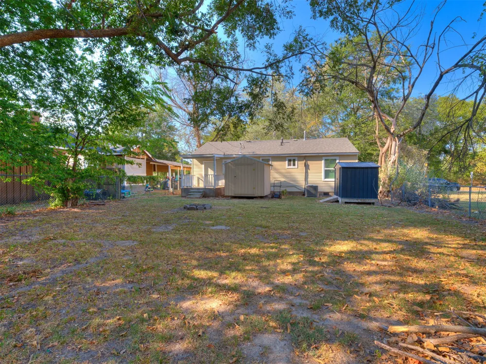 1907 Monta Avenue Muskogee, OK 74403