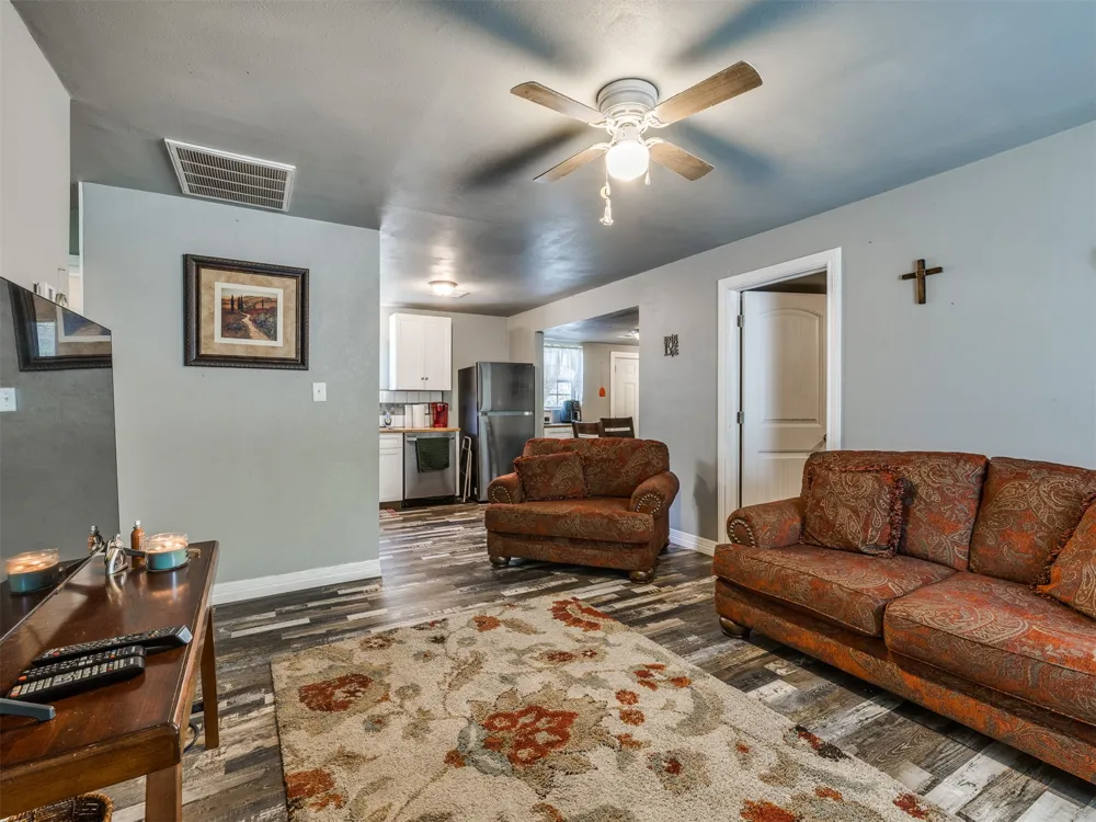 1907 Monta Avenue Muskogee, OK 74403
