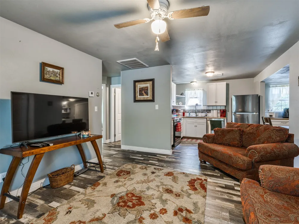 1907 Monta Avenue Muskogee, OK 74403
