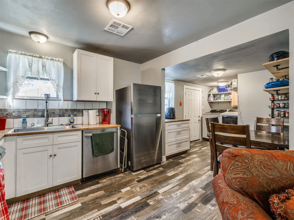 1907 Monta Avenue Muskogee, OK 74403