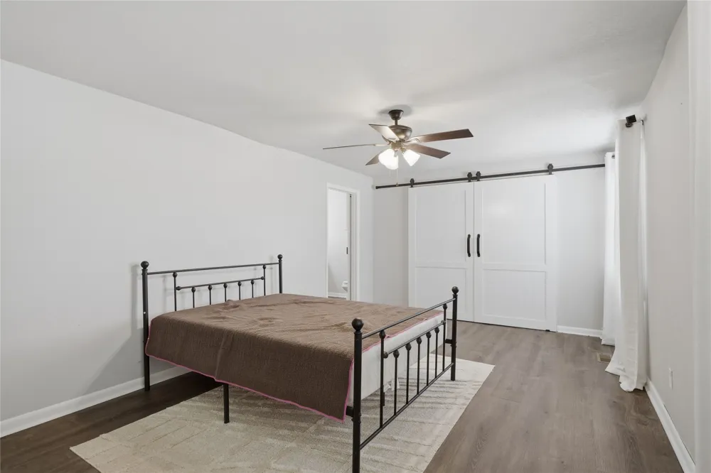 15802 Elwood Avenue Glenpool, OK 74033