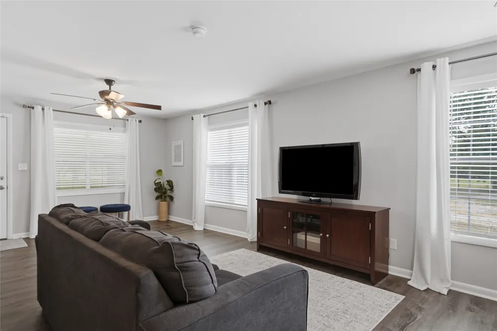 15802 Elwood Avenue Glenpool, OK 74033