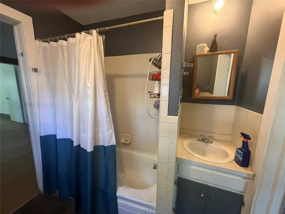 2106 Court Muskogee, OK 74401