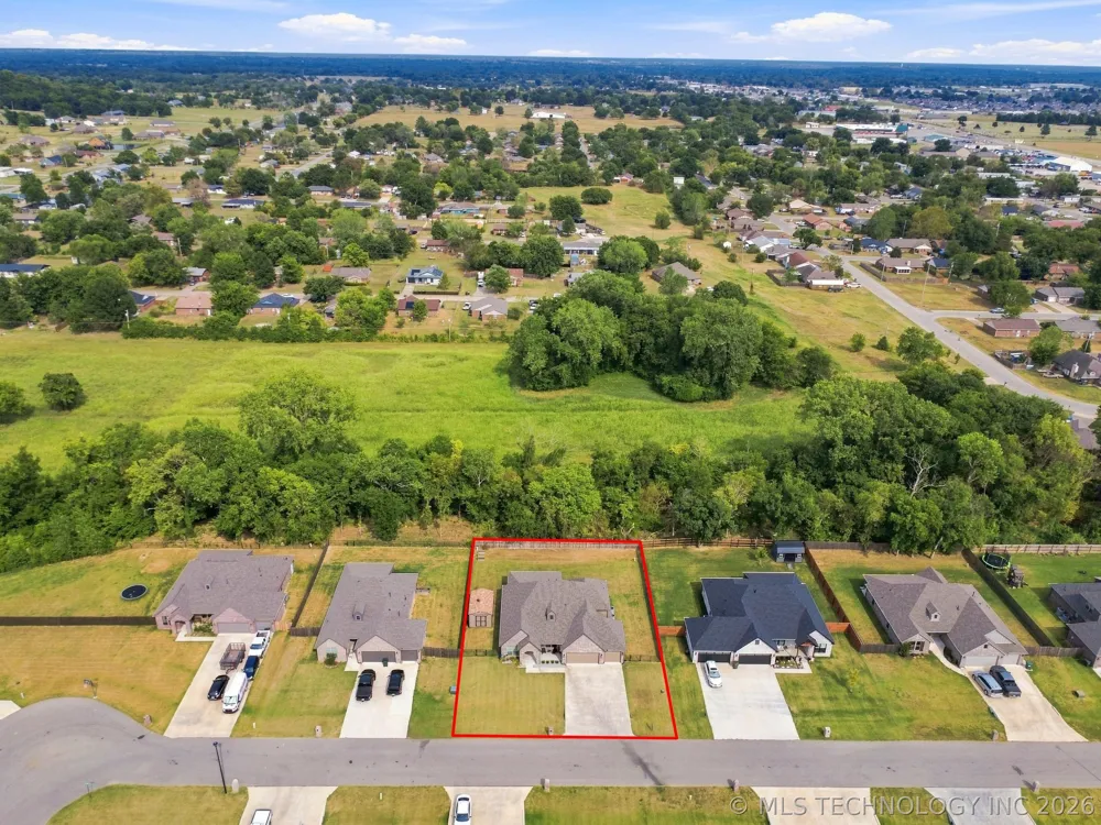 205 Phillips Street Skiatook, OK 74070