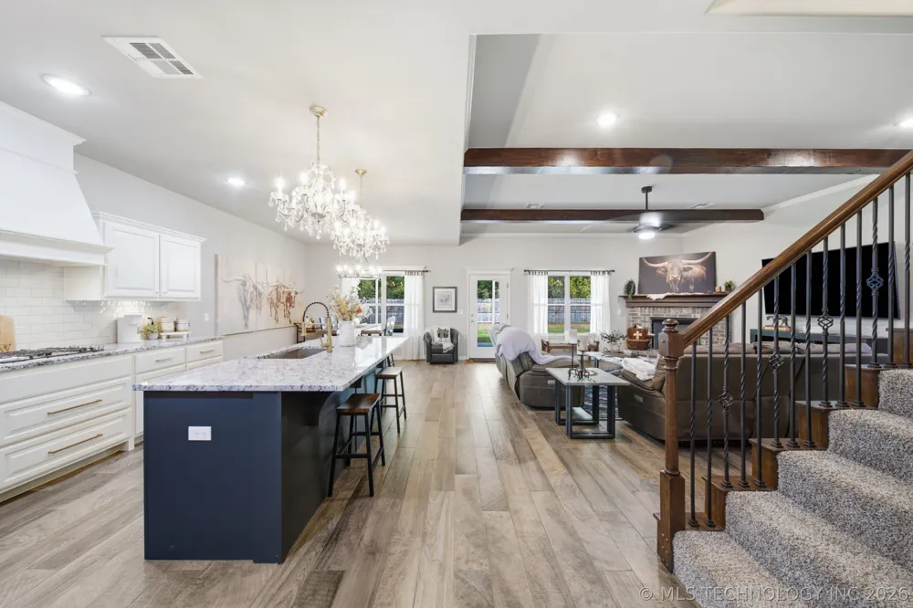 205 Phillips Street Skiatook, OK 74070