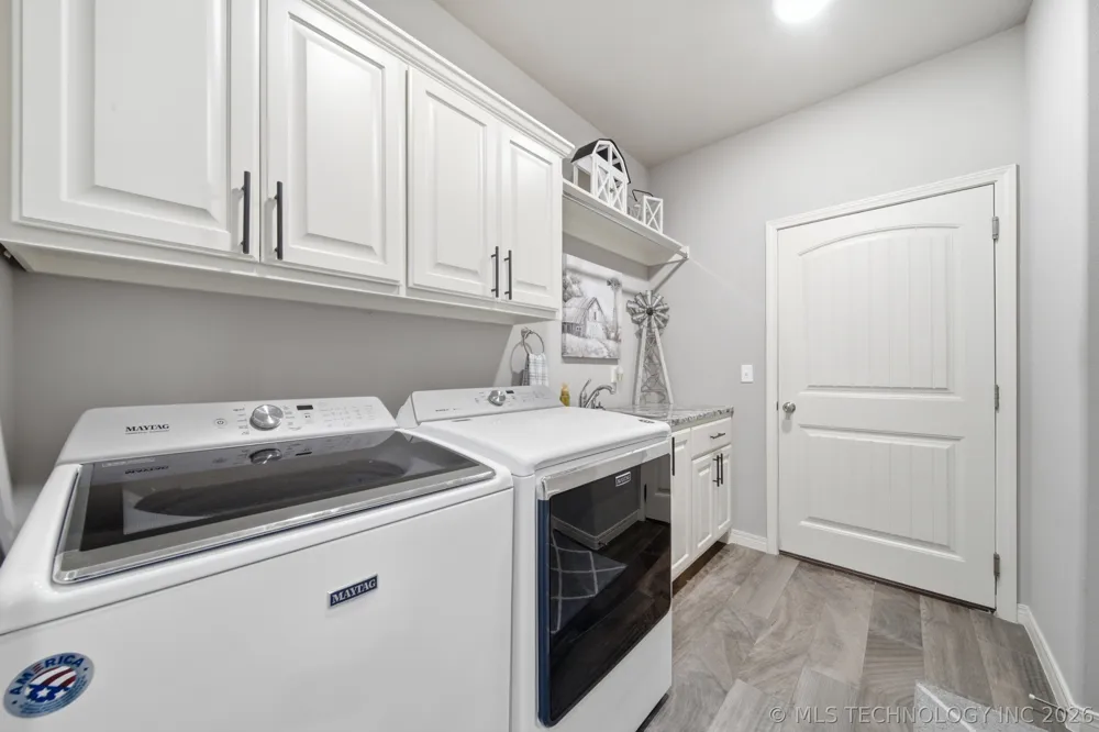 205 Phillips Street Skiatook, OK 74070