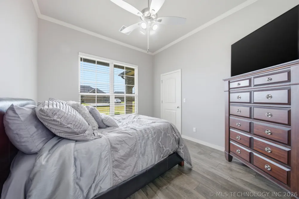205 Phillips Street Skiatook, OK 74070