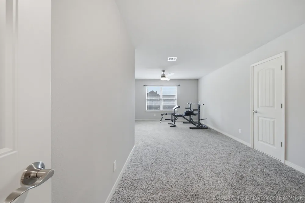 205 Phillips Street Skiatook, OK 74070