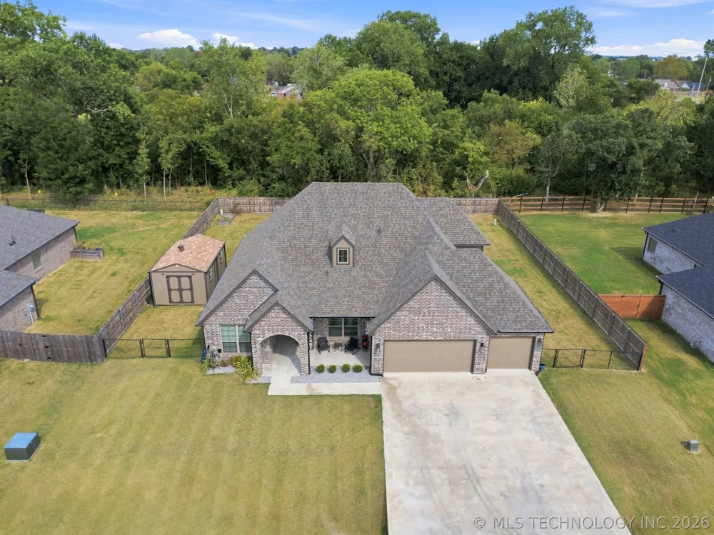 205 Phillips Street Skiatook, OK 74070