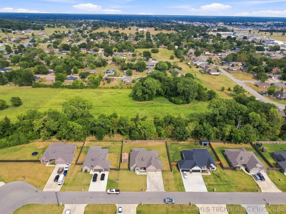 205 Phillips Street Skiatook, OK 74070