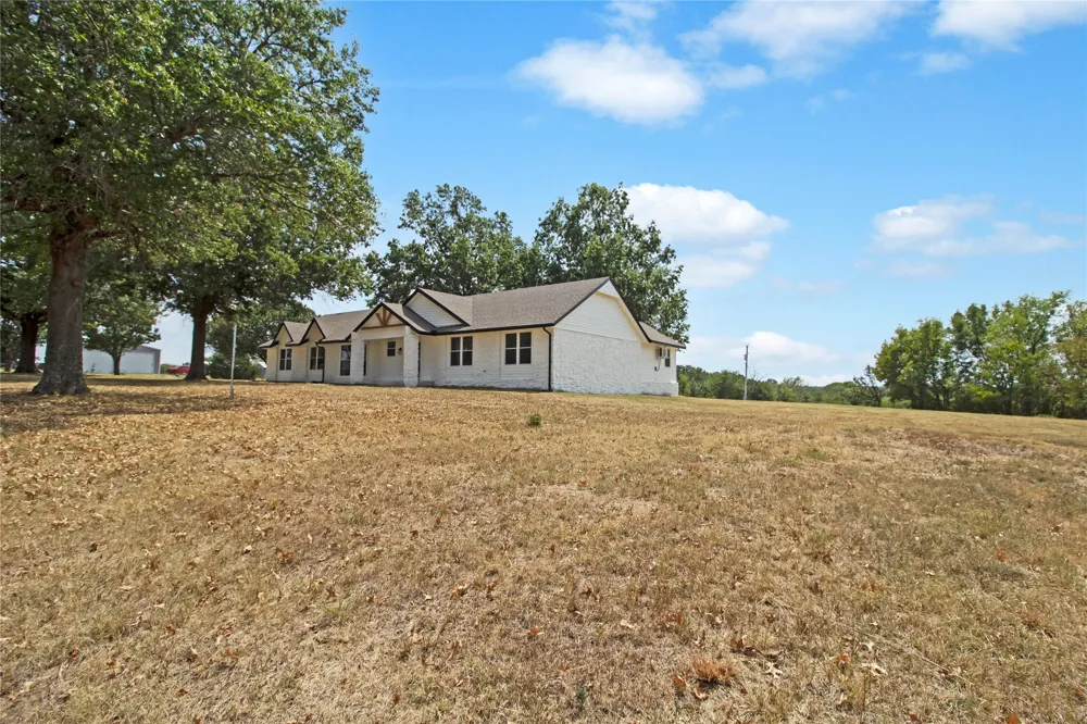 19224 E Shannon Drive Claremore, OK 74019