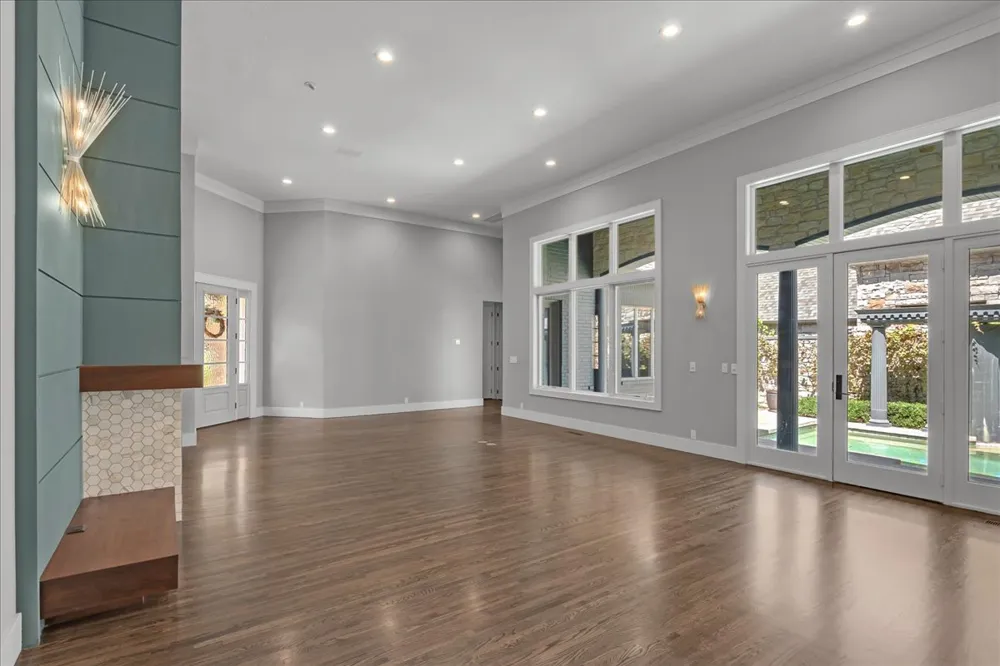 5613 W Orlando Circle Broken Arrow, OK 74011