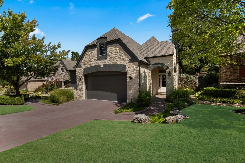 5613 W Orlando Circle Broken Arrow, OK 74011